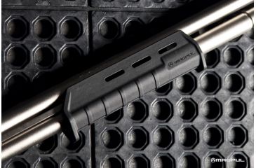 Image of Magpul MOE Remington 870 Forend Black MPIMAG462BLK