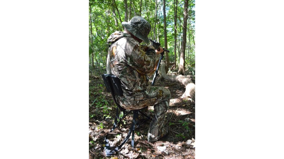 BenchMaster Rifle Rest Ground Hunting and Shooting Chair with Rifle Rest, Full 360 Rotation, BMGBHSC