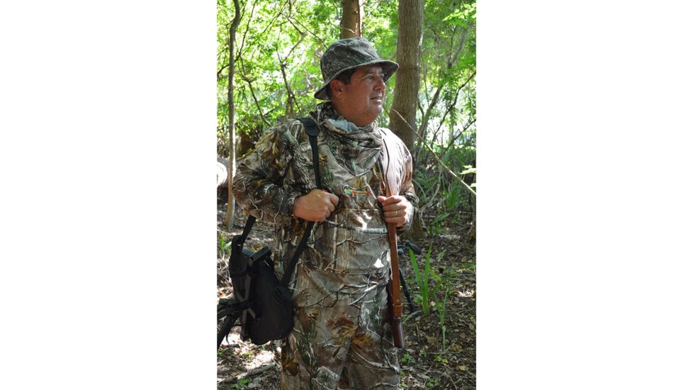 BenchMaster Rifle Rest Ground Hunting and Shooting Chair with Rifle Rest, Full 360 Rotation, BMGBHSC