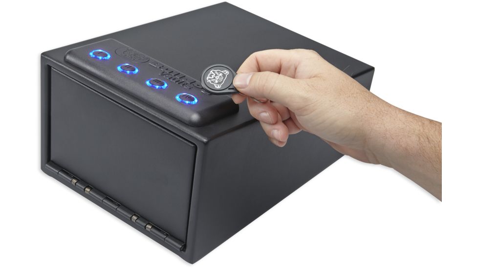 Bulldog Cases &amp; Vaults Magnum LED Quick Vault,RFID Access BD4030