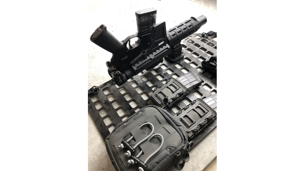 Grey Man Tactical Vehicle Locking Rifle Rack w/Raptor Picatinny Mount, 15.25 x 25 RMP, Black, 000335