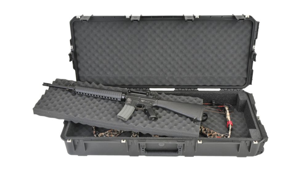 SKB Cases iSeries Double Bow/Rifle Case w/Foam and Wheels, Black 3I-4217-DB