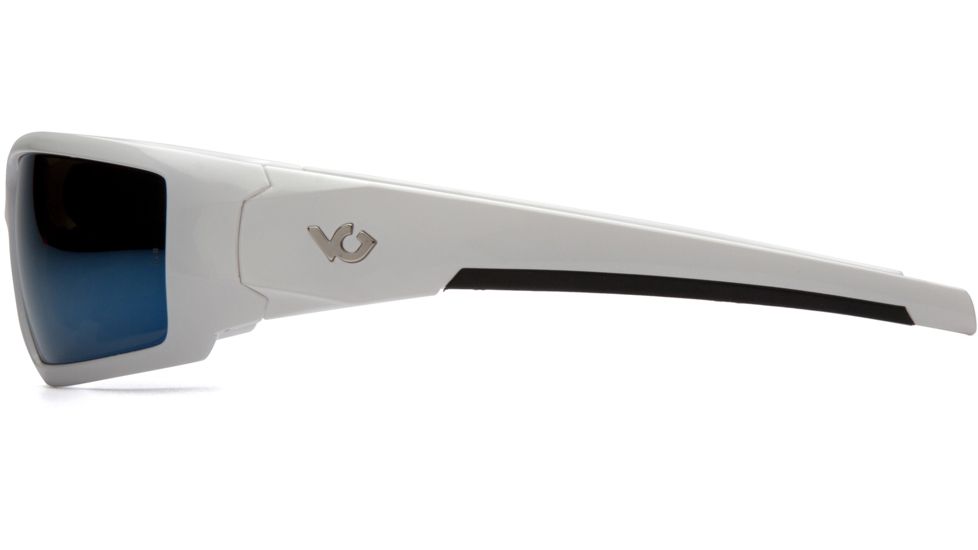 Venture Gear White frame/Ice blue polarized lens VGSW561